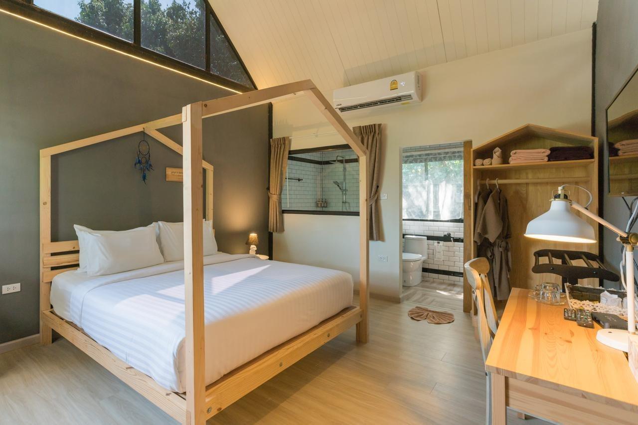 Perennial Resort Nai Yang Екстер'єр фото