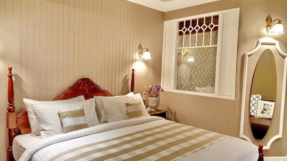 Perennial Resort Nai Yang Екстер'єр фото
