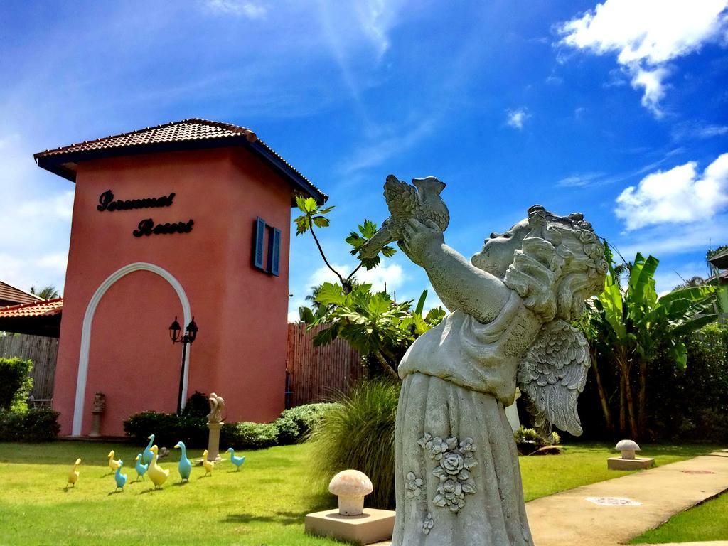 Perennial Resort Nai Yang Екстер'єр фото